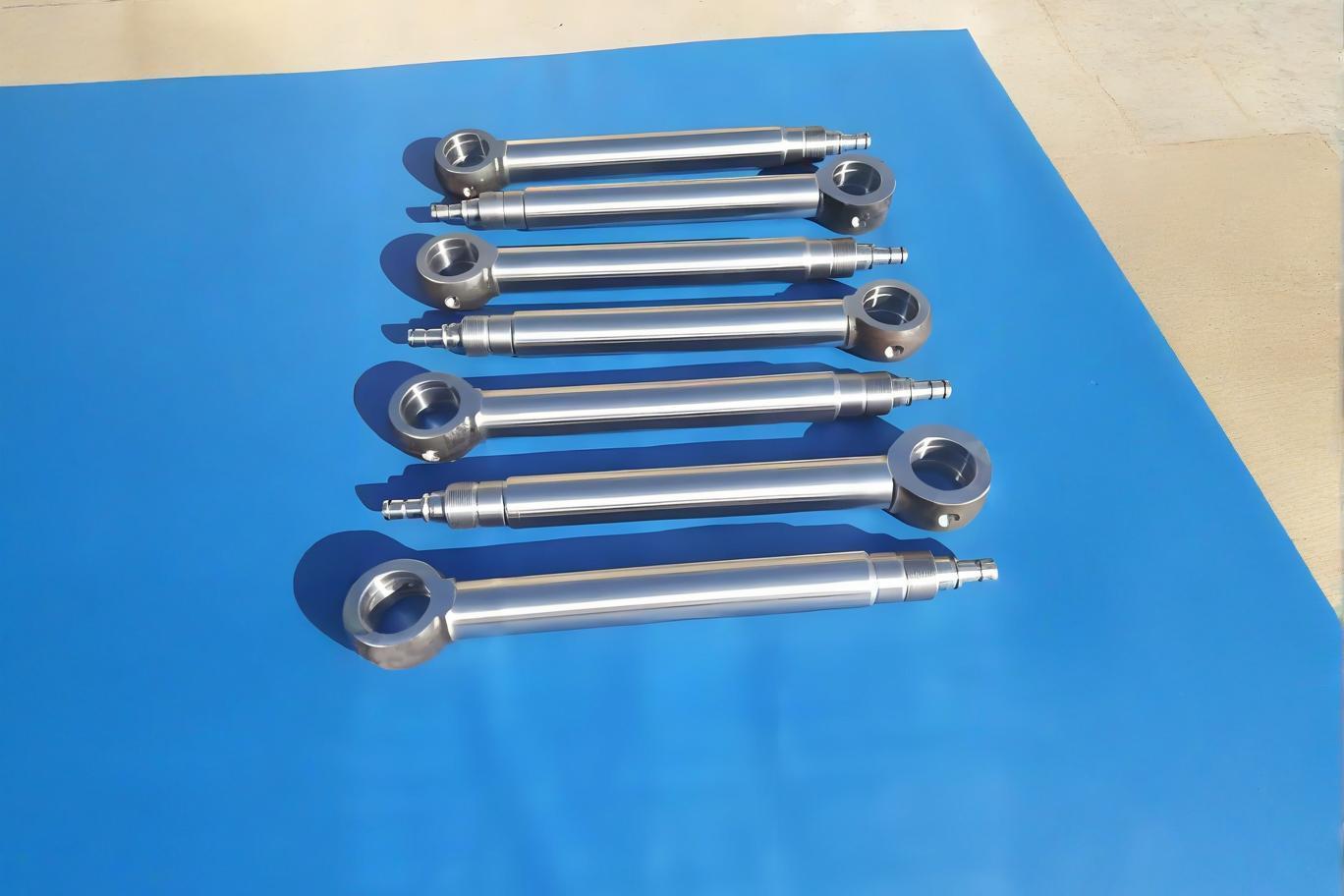 Hydraulic cylinder piston rod with chrome plated surface