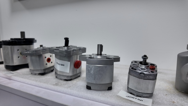 hydraulic cylinders for sale