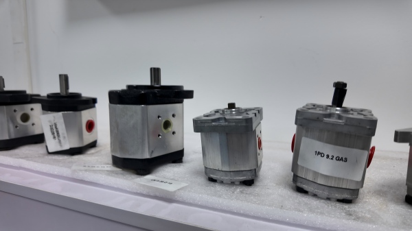 hydraulic equipment supplier